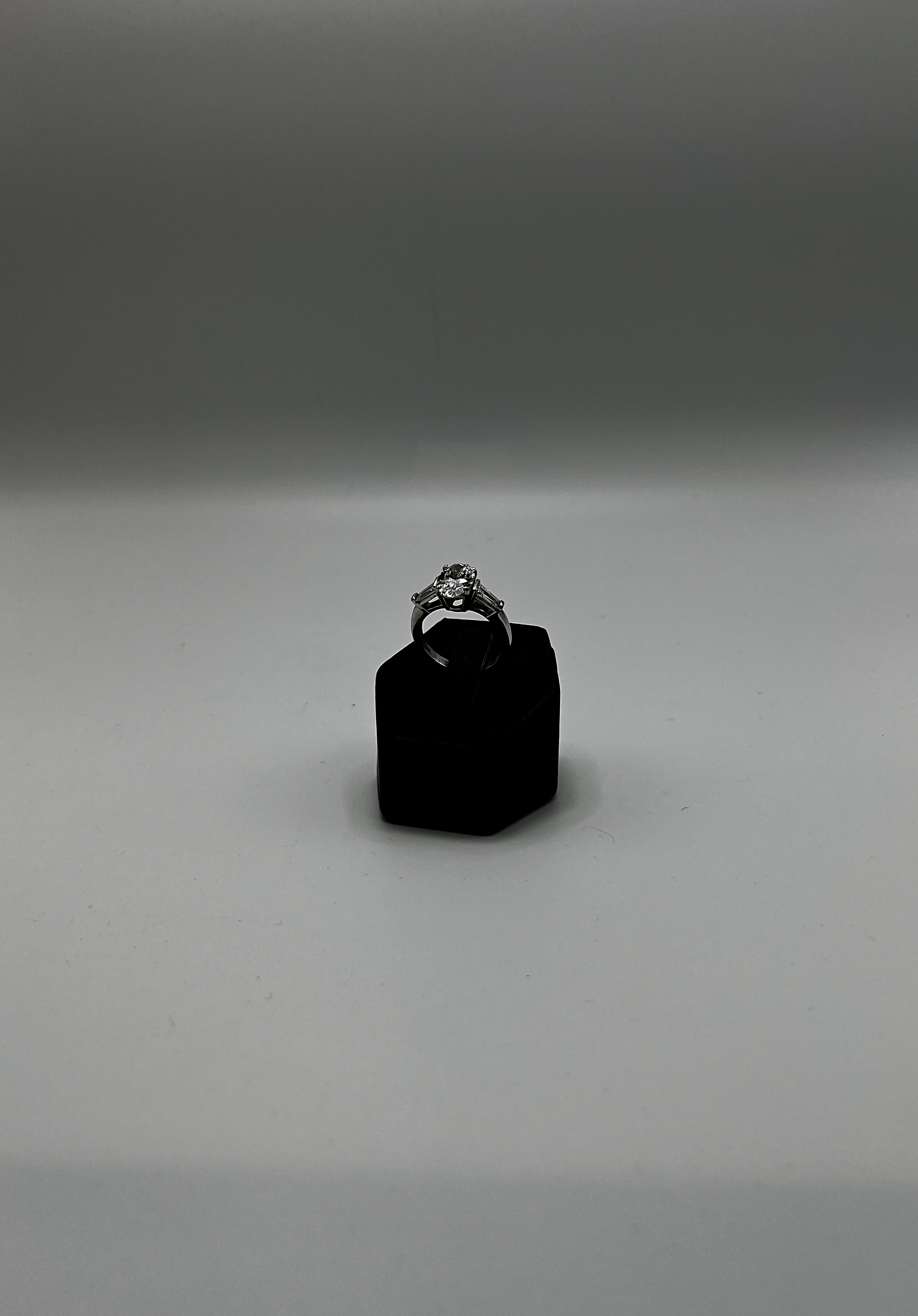 Handmade 18Kt White Gold Oval Diamond Ring with Baguette Accents by Gianni Sechini – Lab-Grown Brilliance