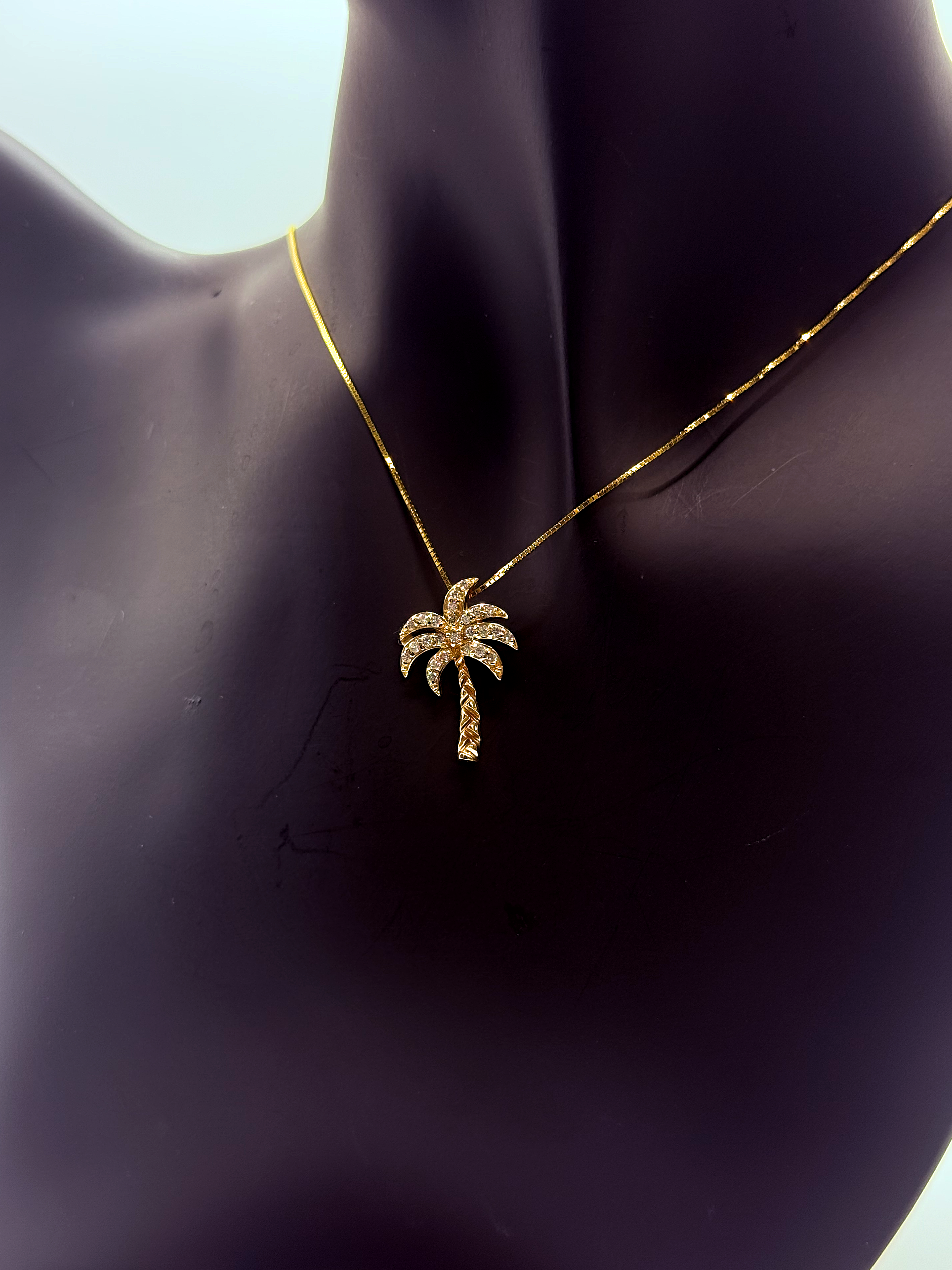 Handmade 18Kt Gold Diamond Palm Tree Pendant Necklace by Gianni Sechini – 0.24 CT G/VS1 Diamonds