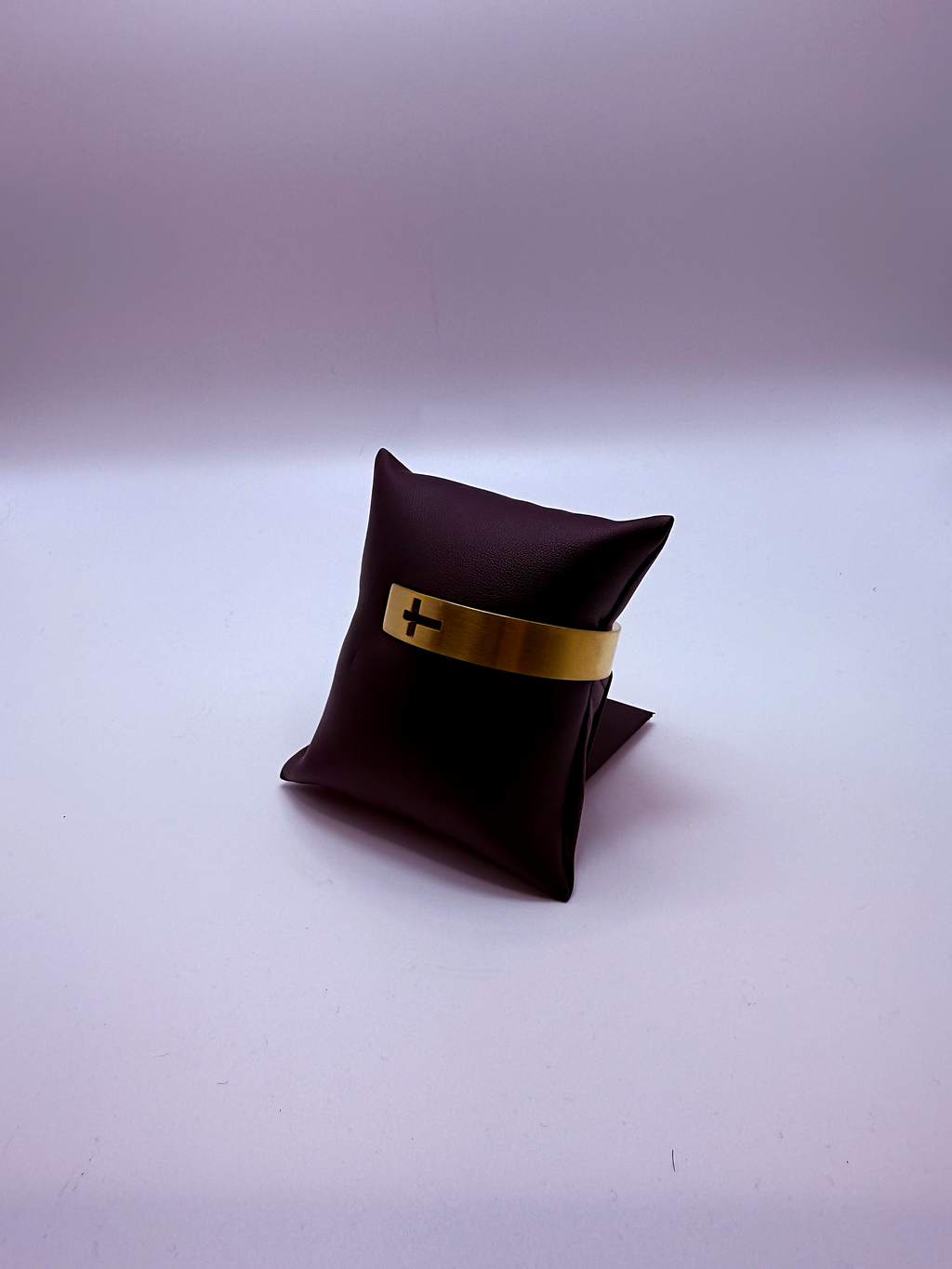 Elegatto Gold Cross Cuff Bracelet by Gianni Sechini